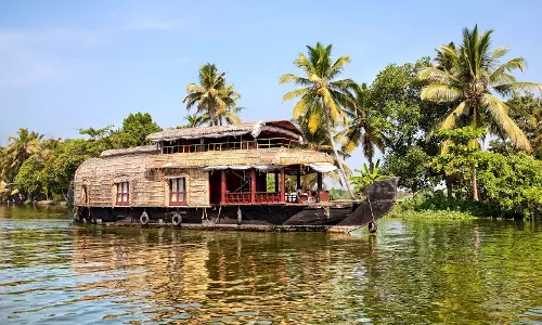 पर्यटन खत्म, Kerala को फोडोर की नो टू लिस्ट में शामिल किया गया