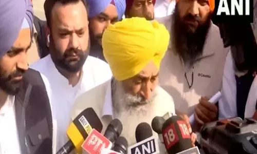 हम चर्चा करेंगे: बादल के इस्तीफे के खिलाफ युवा विंग के विरोध पर Akali Dal के कार्यकारी अध्यक्ष ने कहा