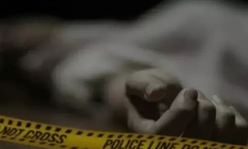 UP: बांदा में नशे में धुत 30 वर्षीय व्यक्ति ने पत्नी का गला काट दिया