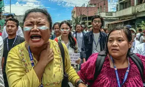 Manipur की जनता राष्ट्रपति शासन नहीं चाहती कांग्रेस Manipur की जनता राष्ट्रपति शासन नहीं चाहती कांग्रेस