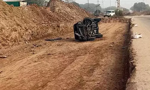 Mohali की ऊबड़-खाबड़ सड़क से जीप के पलटने से व्यक्ति की मौत