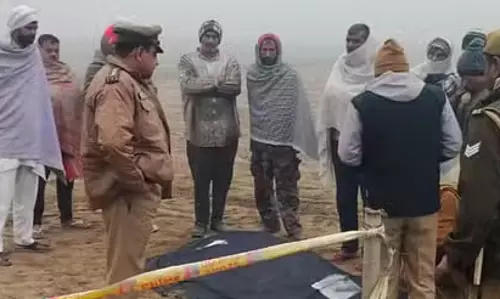 Baghpat: कलयुगी बेटे ने फावड़े से काटकर पिता की हत्या की