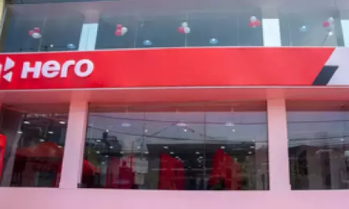 Hero MotoCorp के शेयरों में दूसरी तिमाही के नतीजों के बाद 5 प्रतिशत से अधिक उछाल Hero MotoCorp के शेयरों में दूसरी तिमाही के नतीजों के बाद 5 प्रतिशत से अधिक उछाल