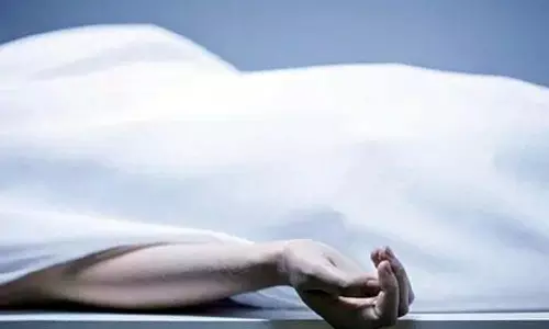 Jammu: वाहन की चपेट में आने से पैदल यात्री की मौत Jammu: वाहन की चपेट में आने से पैदल यात्री की मौत