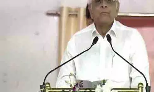Dahod: गुजरात में स्मार्ट सिटी मिशन के तहत सहस्राब्दी पुराना शहर आधुनिक विकास को अपना रहा Dahod: गुजरात में स्मार्ट सिटी मिशन के तहत सहस्राब्दी पुराना शहर आधुनिक विकास को अपना रहा