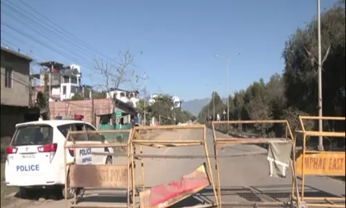 Manipur: बढ़ती हिंसा और कर्फ्यू के बीच इंटरनेट सेवा पर बढ़ाई गई रोक