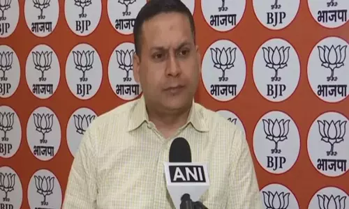 BJP के अमित मालवीय ने अडानी समूह पर पार्टी के पाखंड को लेकर राहुल गांधी की आलोचना की