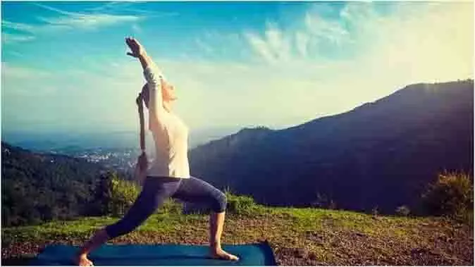 Yoga For Heart Health: इन योगासनों से करें दिल को मजबूूत