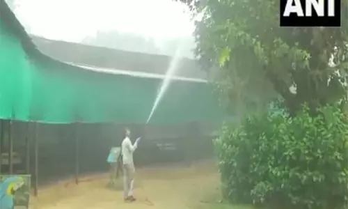 Delhi चिड़ियाघर ने सर्दियों में होने वाले प्रदूषण से निपटने के लिए वाटर स्प्रिंकलर और जानवरों के लिए विशेष आहार का इस्तेमाल किया