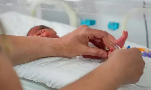 Turkey: बच्चे की मौत पर दर्जनों मेडिक्स की कोशिश की