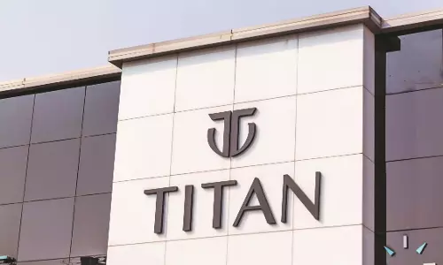Titan Company अशेयर की कीमत 2.63% ऊपर