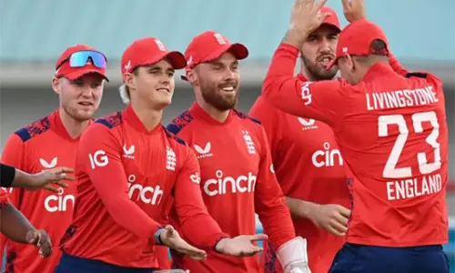 Trescothick ने कैरेबियाई दौरे को मैकुलम के व्हाइट-बॉल युग की कगार पर परफेक्ट बताया Trescothick ने कैरेबियाई दौरे को मैकुलम के व्हाइट-बॉल युग की कगार पर परफेक्ट बताया