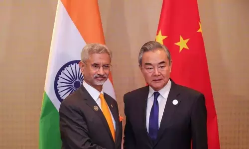 India, China ने सैनिकों की वापसी प्रक्रिया की समीक्षा की India, China ने सैनिकों की वापसी प्रक्रिया की समीक्षा की
