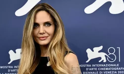 Angelina Jolie नए मुकदमे में ‘जादू टोना, हत्या की कल्पना’ करने का आरोप Angelina Jolie नए मुकदमे में ‘जादू टोना, हत्या की कल्पना’ करने का आरोप