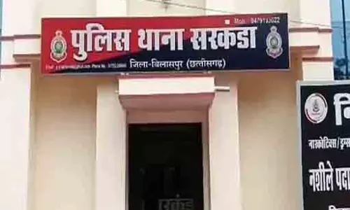 नायब तहसीलदार और टीआई ने एक-दूसरे पर लगाए गंभीर आरोप