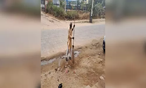 पीएम मोदी के क्लीन इंडिया मिशन को आगे बढ़ा रहे 72 वर्षीय रामचंद्र स्वामी पीएम मोदी के क्लीन इंडिया मिशन को आगे बढ़ा रहे 72 वर्षीय रामचंद्र स्वामी