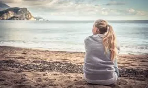 Lifestyle: रिलेशन में महसूस हो रहा है अकेलापन, तो जरूर करें यह काम Lifestyle: रिलेशन में महसूस हो रहा है अकेलापन, तो जरूर करें यह काम