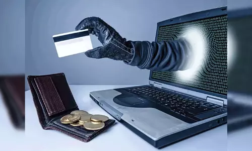 पकड़े गए साइबर ठग, 10 हजार में करते थे फर्जी बैंक खाते का सौदा