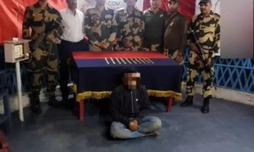 BSF ने भारत-बांग्लादेश सीमा के पास सिविल इंजीनियर से 5.9 किलोग्राम से अधिक सोना जब्त किया