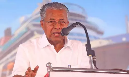 Kerala : सादिक अली थंगल के खिलाफ आलोचना सीपीएम का लक्ष्य मुस्लिम लीग और वोट Kerala : सादिक अली थंगल के खिलाफ आलोचना सीपीएम का लक्ष्य मुस्लिम लीग और वोट