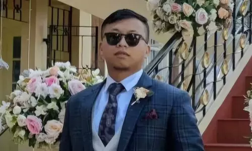 Meghalaya : तेज रफ्तार काफिले ने ग्रामीण उद्यमी की जान ली Meghalaya : तेज रफ्तार काफिले ने ग्रामीण उद्यमी की जान ली