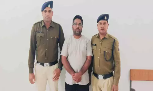 बलौदाबाजार हिंसा मामलें में क्रांति सेना का पदाधिकारी गिरफ्तार बलौदाबाजार हिंसा मामलें में क्रांति सेना का पदाधिकारी गिरफ्तार