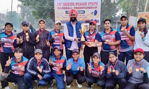 Ludhiana की लड़कियों और अमृतसर के लड़कों ने बेसबॉल चैंपियनशिप में ट्रॉफी जीती