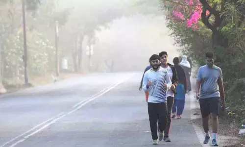 Telangana में ठंड बढ़ने से पारा गिरा Telangana में ठंड बढ़ने से पारा गिरा