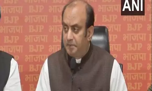 महाराष्ट्र चुनाव से पहले MVA का हताश प्रयास: भाजपा ने तावड़े के खिलाफ निराधार आरोप का खंडन किया महाराष्ट्र चुनाव से पहले MVA का हताश प्रयास: भाजपा ने तावड़े के खिलाफ निराधार आरोप का खंडन किया