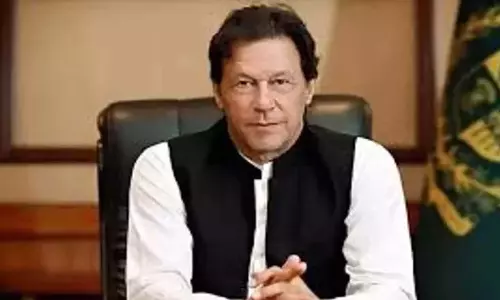 Imran Khan की पार्टी का दावा, सुरक्षा एजेंसियों ने समर्थकों पर कार्रवाई शुरू कर दी