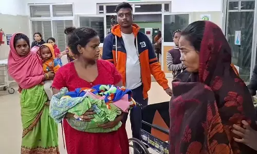 भूकंप के डर से नवजात शिशुओं को लेकर भाग रहे परिजनों के कारण Dhenkanal अस्पताल में तनाव