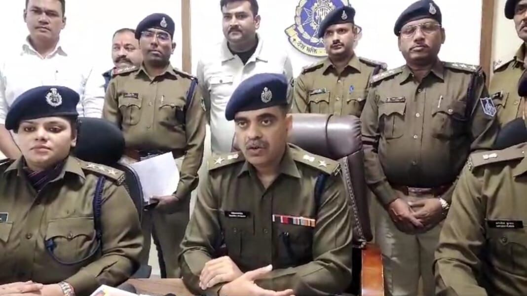 Gauharganj पुलिस ने अंधेकत्ल का किया पर्दाफाश, कत्ल के आरोपी का सुराग लगाकर इटारसी में धरदबोचा