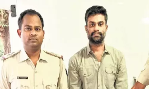 Odisha: ओडिशा पुलिस ने लॉज हत्या के आरोपी का पता लगाया Odisha: ओडिशा पुलिस ने लॉज हत्या के आरोपी का पता लगाया