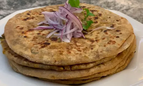Onion paratha ,जाने बनाने का तरीका