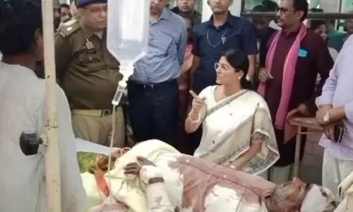केंद्रीय मंत्री का VIDEO, अफसरों को फटकारा, मामले में राजनीति तेज हो गई