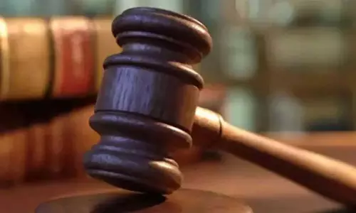 हत्या और पोती के बलात्कार के मामले में व्यक्ति को आजीवन कारावास हत्या और पोती के बलात्कार के मामले में व्यक्ति को आजीवन कारावास