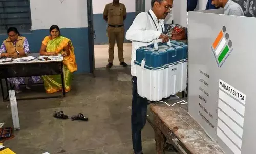 MH: महाराष्ट्र विधानसभा चुनाव के लिए मतदान शुरू MH: महाराष्ट्र विधानसभा चुनाव के लिए मतदान शुरू