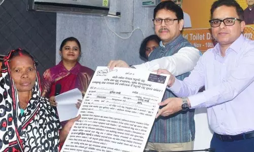 मुख्यमंत्री ने स्वच्छ और खुले में शौच मुक्त भारत पर जोर दिया मुख्यमंत्री ने स्वच्छ और खुले में शौच मुक्त भारत पर जोर दिया