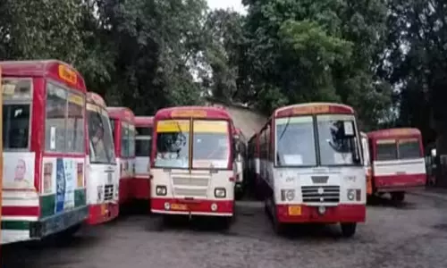 Lucknow: रोडवेज में निकली बंपर भर्तियां, रोजगार मेला लगाकर दी जाएगी भर्ती Lucknow: रोडवेज में निकली बंपर भर्तियां, रोजगार मेला लगाकर दी जाएगी भर्ती