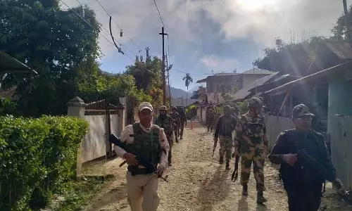Manipur : पहाड़ी और घाटी जिलों में तलाशी अभियान के दौरान पांच हिरासत में लिए