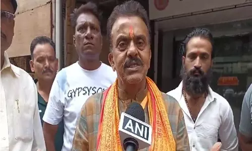 शिवसेना नेता संजय निरुपम ने UBT कार्यकर्ताओं पर शिवसेना के बूथ कार्यकर्ताओं पर लगाया आरोप