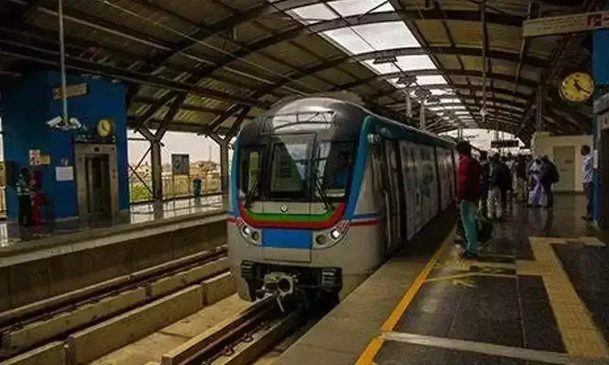 हैदराबाद मेट्रो को आईजीबीसी ग्रीन एक्जिस्टिंग MRTS प्लैटिनम प्रमाणन प्राप्त हुआ हैदराबाद मेट्रो को आईजीबीसी ग्रीन एक्जिस्टिंग MRTS प्लैटिनम प्रमाणन प्राप्त हुआ