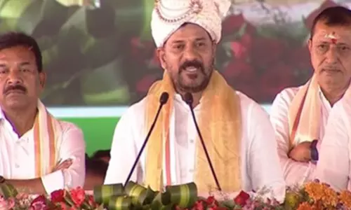 तेलंगाना के CM रेड्डी ने वेमुलावाड़ा में विकास परियोजनाओं की आधारशिला रखी