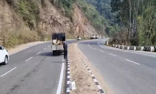 Nagaland : कोहिमा डीसी ने बॉक्स कटिंग रोड बंद करने का आदेश दिया Nagaland : कोहिमा डीसी ने बॉक्स कटिंग रोड बंद करने का आदेश दिया