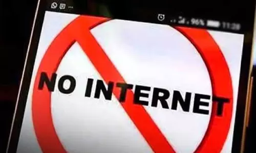 Manipur ने सुरक्षा चिंताओं के बीच संघर्ष प्रभावित जिलों में इंटरनेट निलंबन
