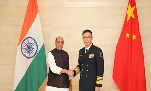 राजनाथ सिंह ने ASEAN बैठक में चीन, लाओस और मलेशिया के रक्षा मंत्रियों के साथ द्विपक्षीय वार्ता की