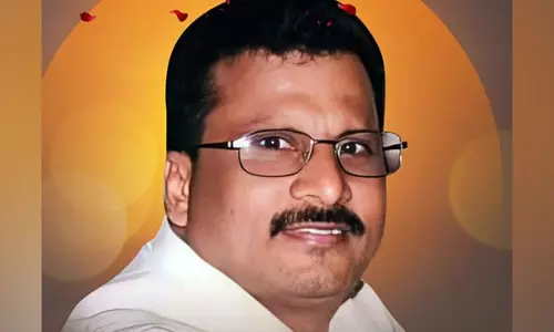 CM चंद्रबाबू नायडू और अन्य सदस्यों ने अपने दिवंगत भाई नारा राममूर्ति नायडू को भावभीनी श्रद्धांजलि दी