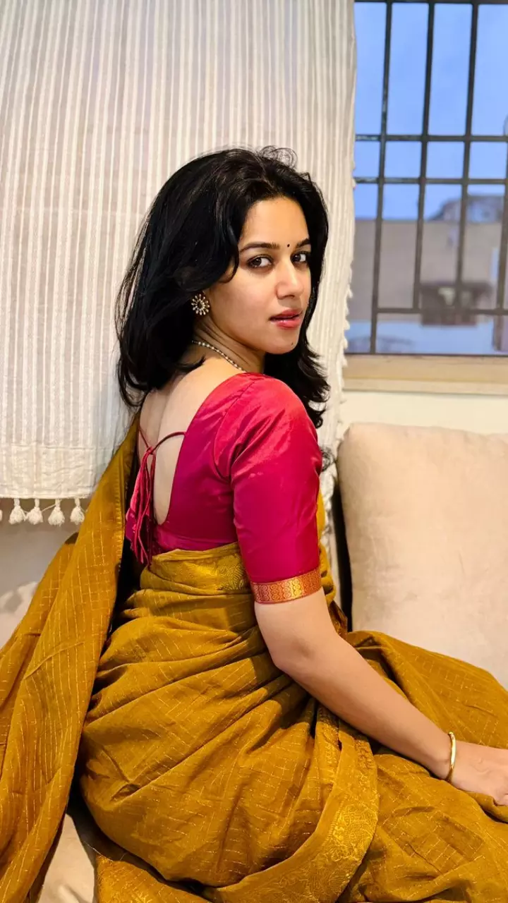मिरनालिनी रवि का कातिलाना अंदाज