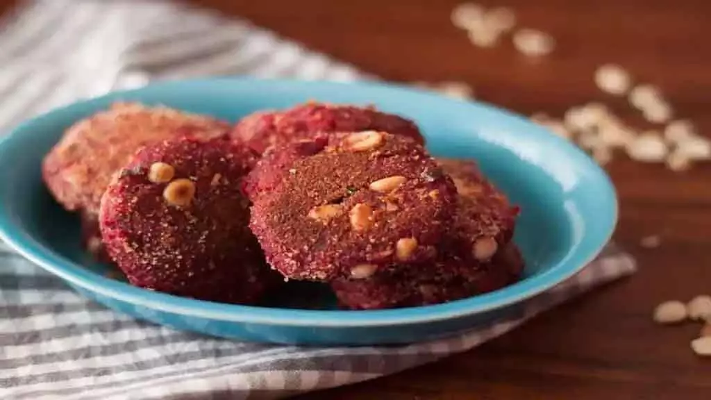 Beetroot Potato Cutlet: शाम के नाश्ते के लिए बनाएं चुकंदर आलू कटलेट