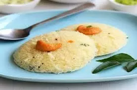 Rava Idli, इस तरीके से बनाएं और भी स्वादिष्ट इडली